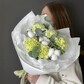 Воздушный букет с гвоздикой и хлопком