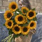 Букет из 9 подсолнухов