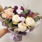 Букет с ароматной сиренью и розой Вайт охара